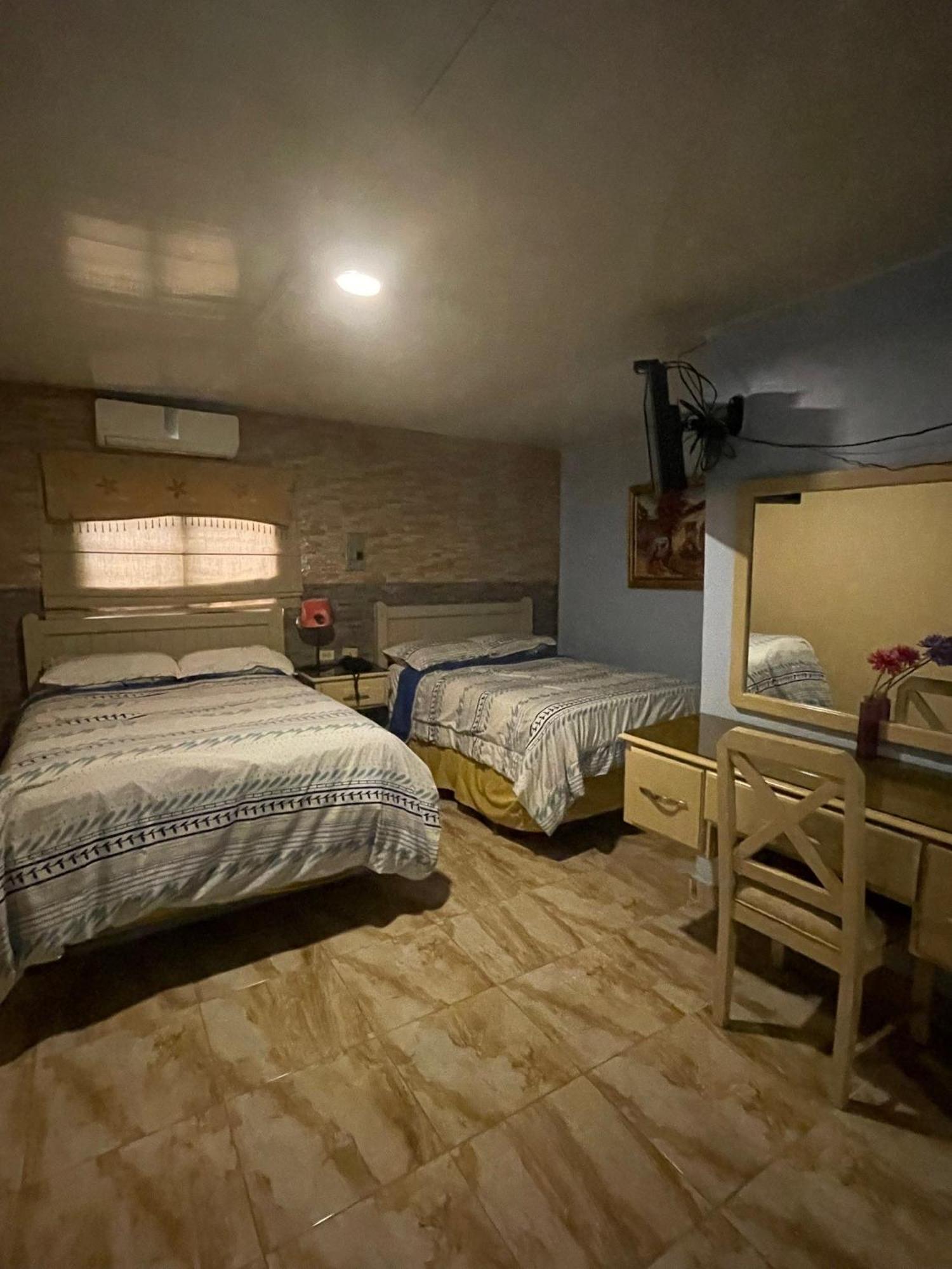 Hotel Frano Romana Center Ла-Романа Екстер'єр фото