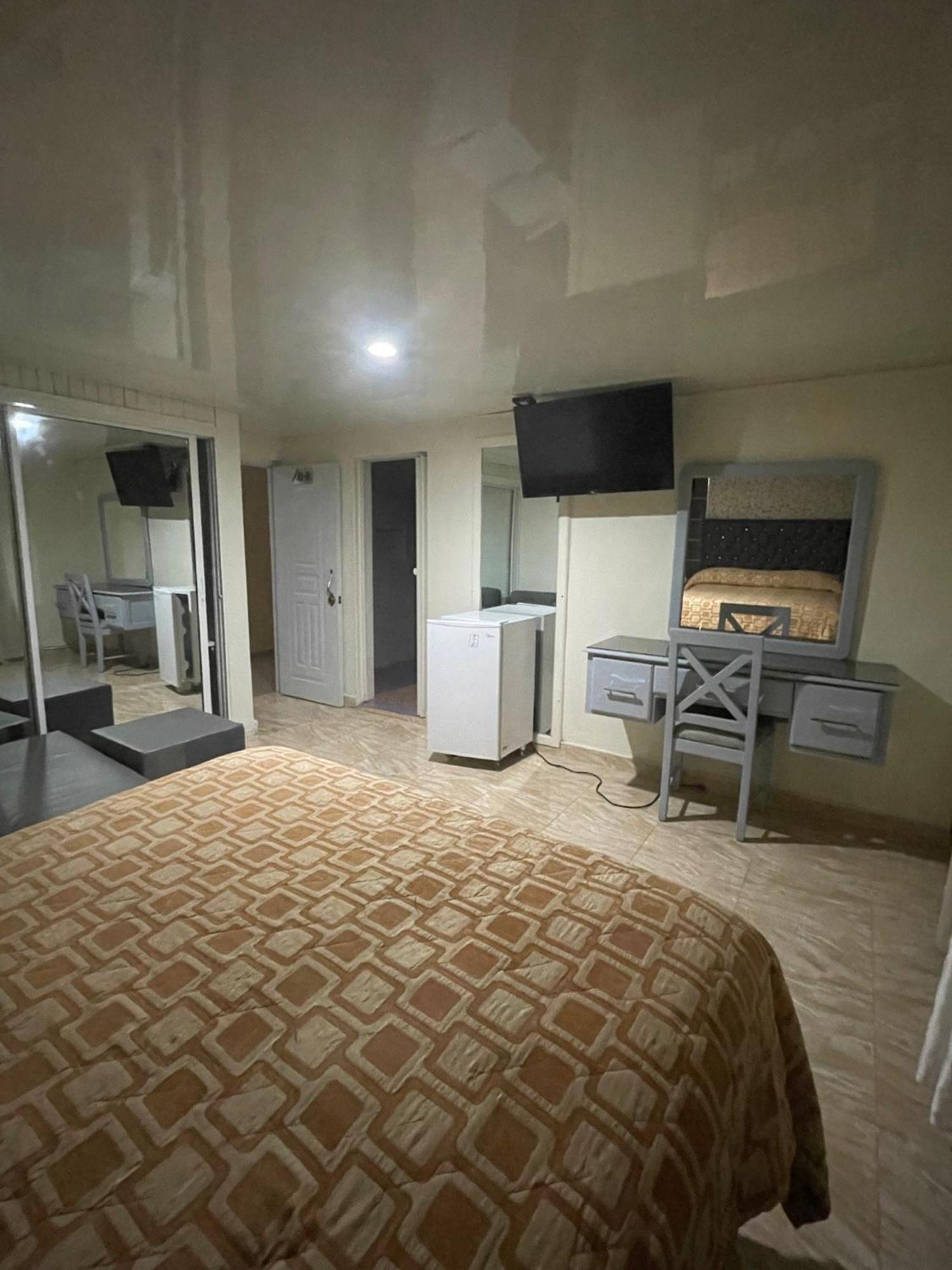 Hotel Frano Romana Center Ла-Романа Екстер'єр фото